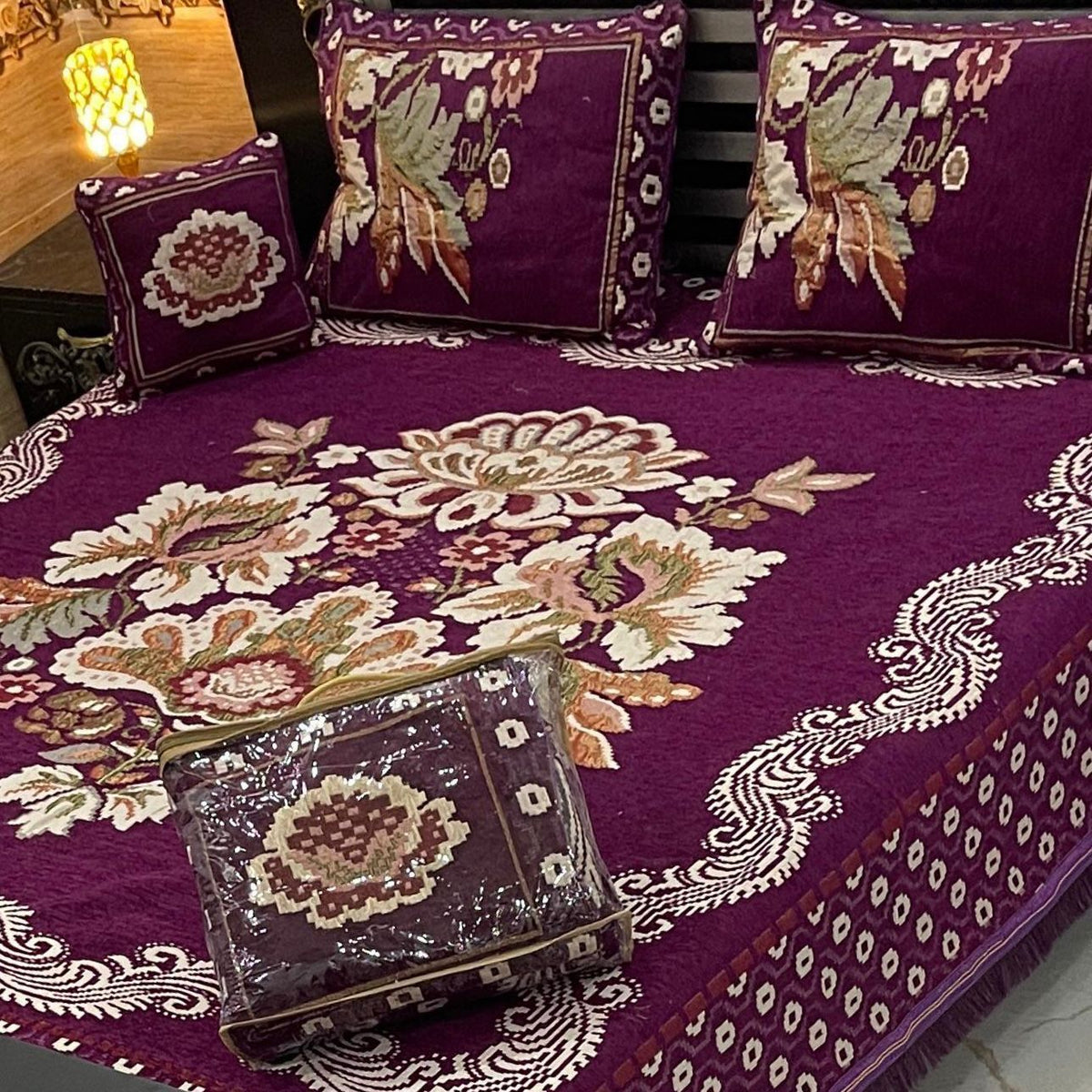 Jacquard Velvet 4-Piece Fancy Bedsheet Set 10