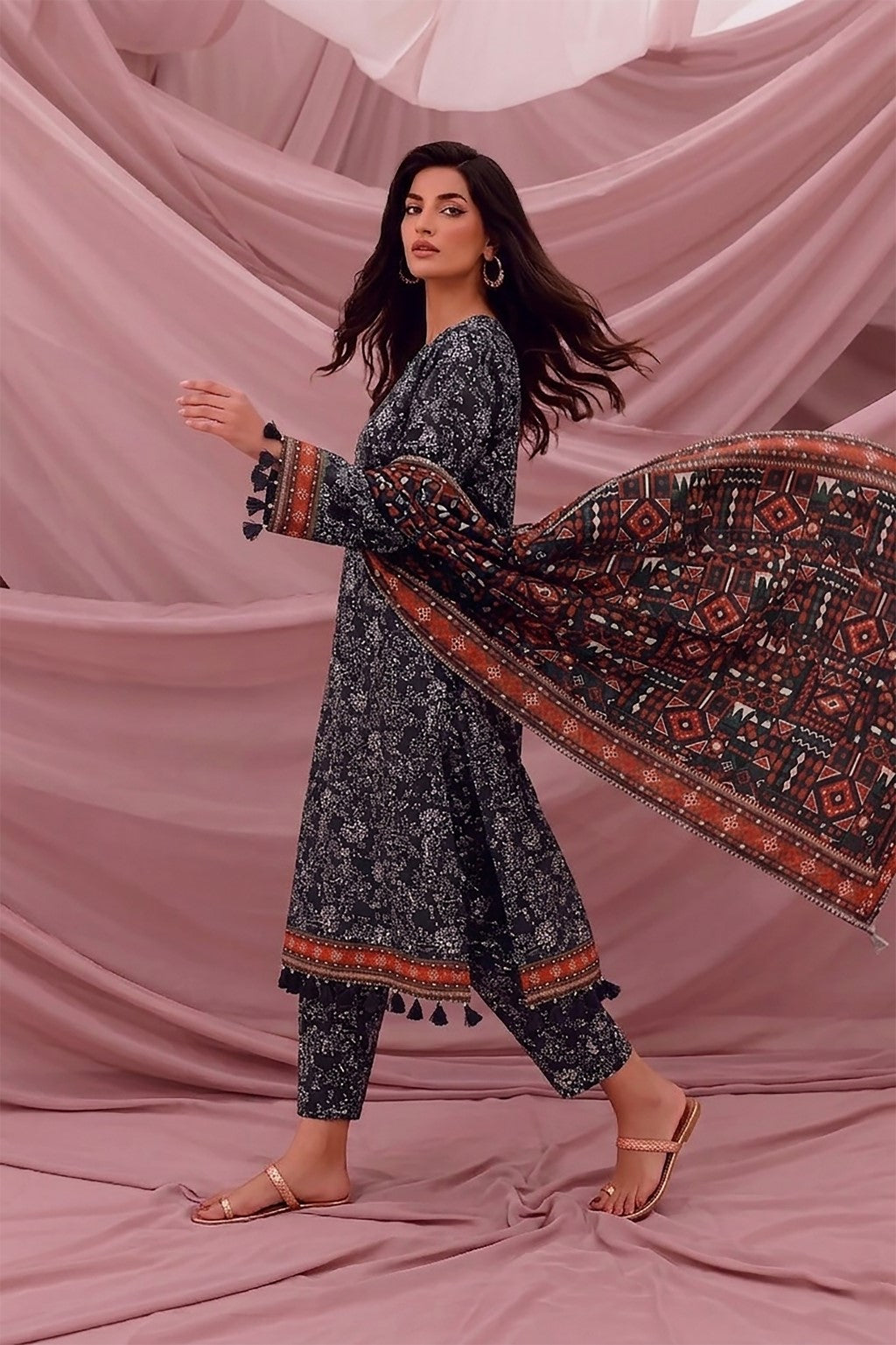 3 Pcs Lawn Unstitched Suit 517