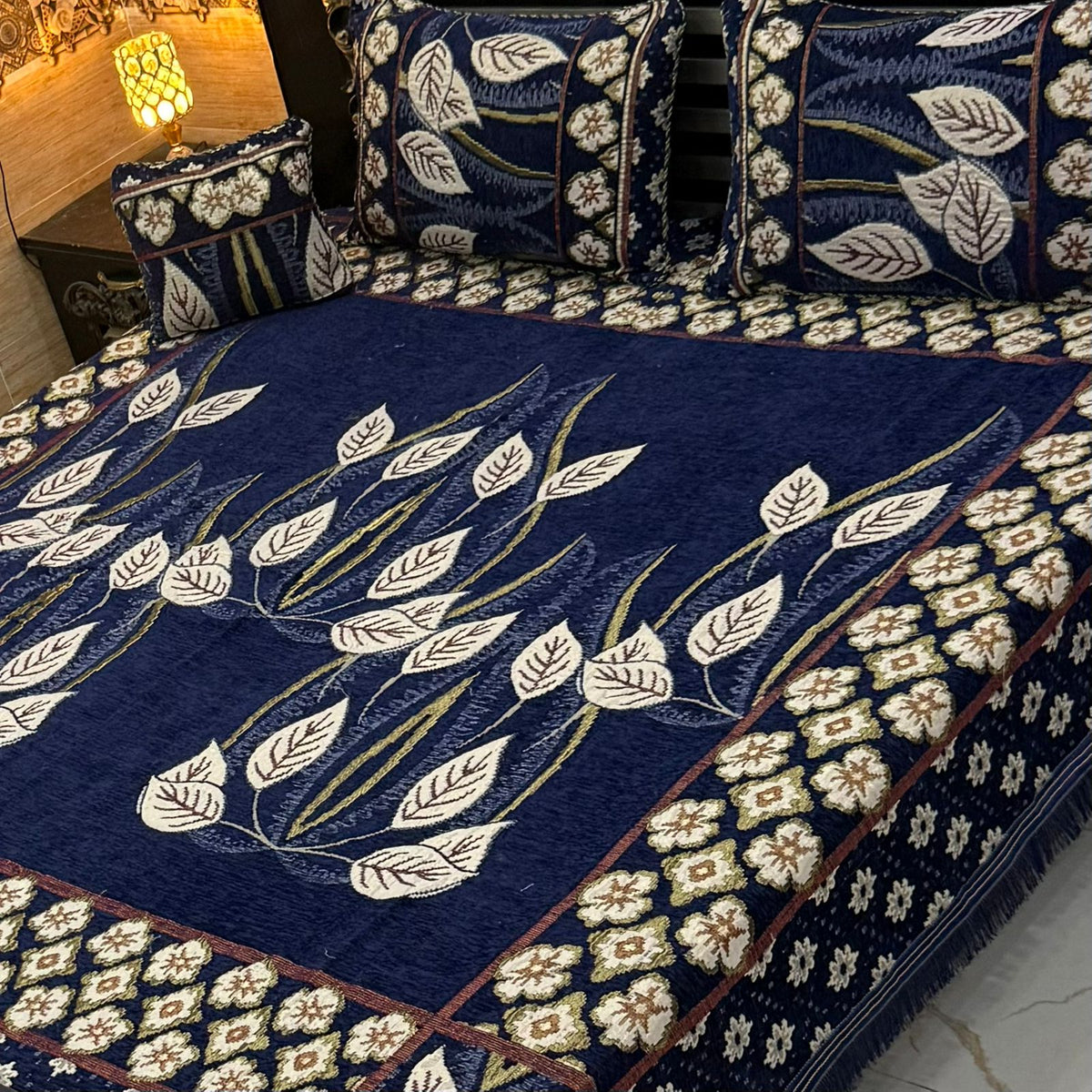 Jacquard Velvet 4-Piece Fancy Bedsheet Set 19