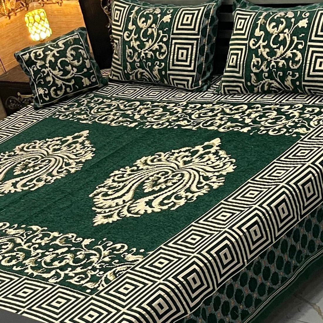 Jacquard Velvet 4-Piece Fancy Bedsheet Set 20