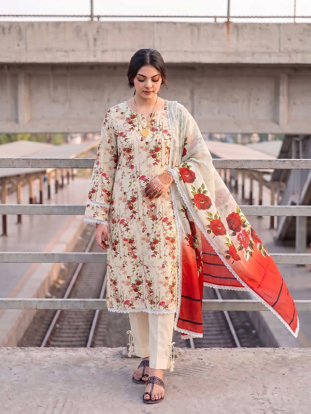 3 Pcs Lawn Unstitched Suit 20