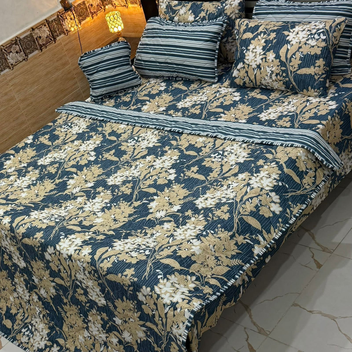 7 Pcs Quilted Comforter Set CC  222