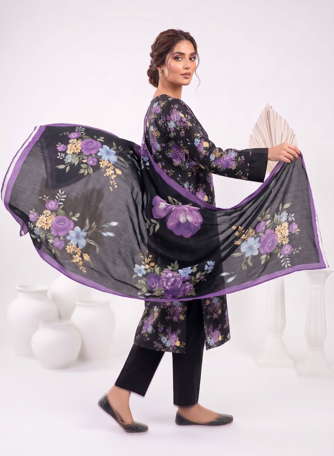 3 Pcs Lawn Unstitched Suit 28
