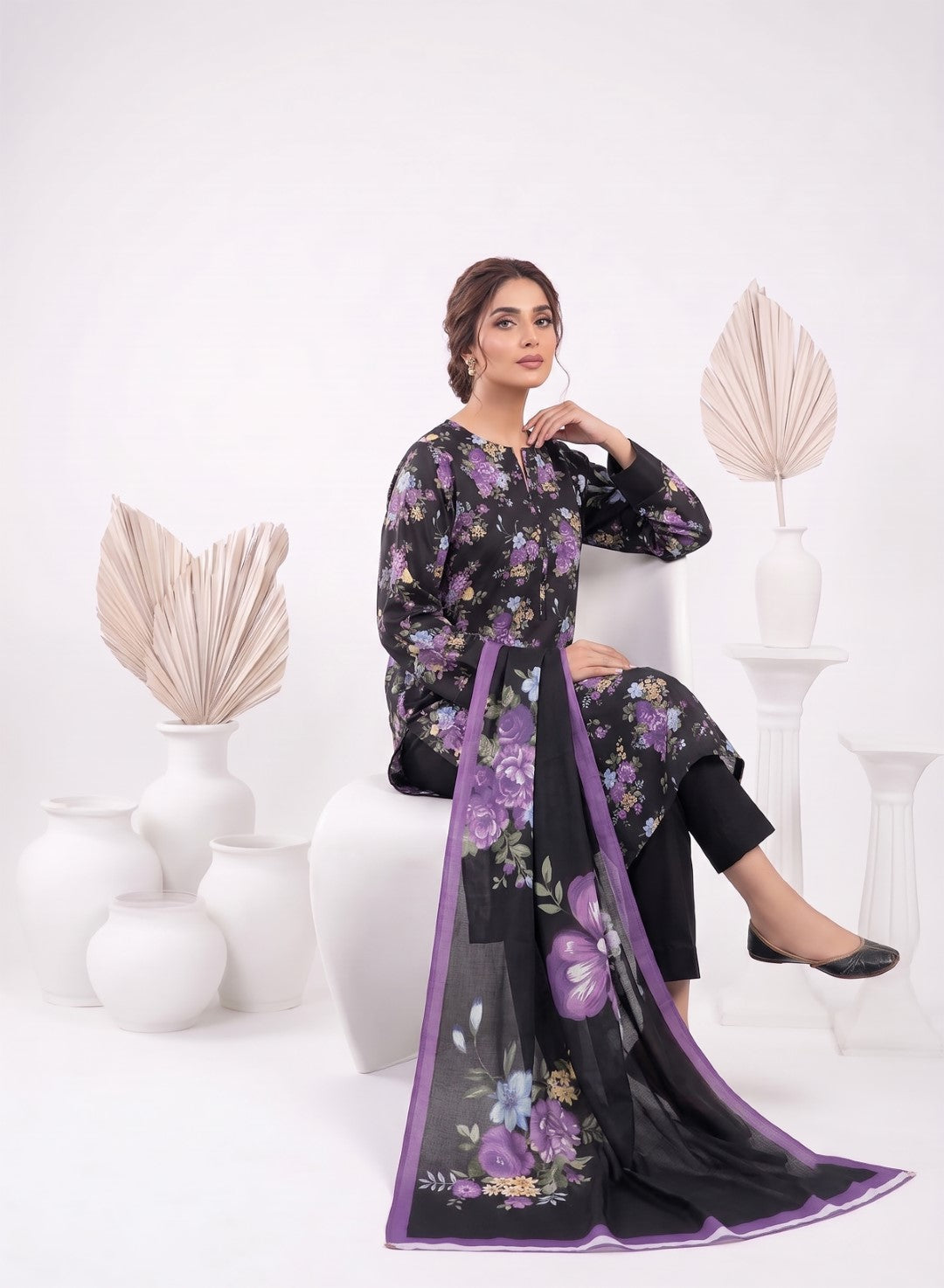 3 Pcs Lawn Unstitched Suit 28
