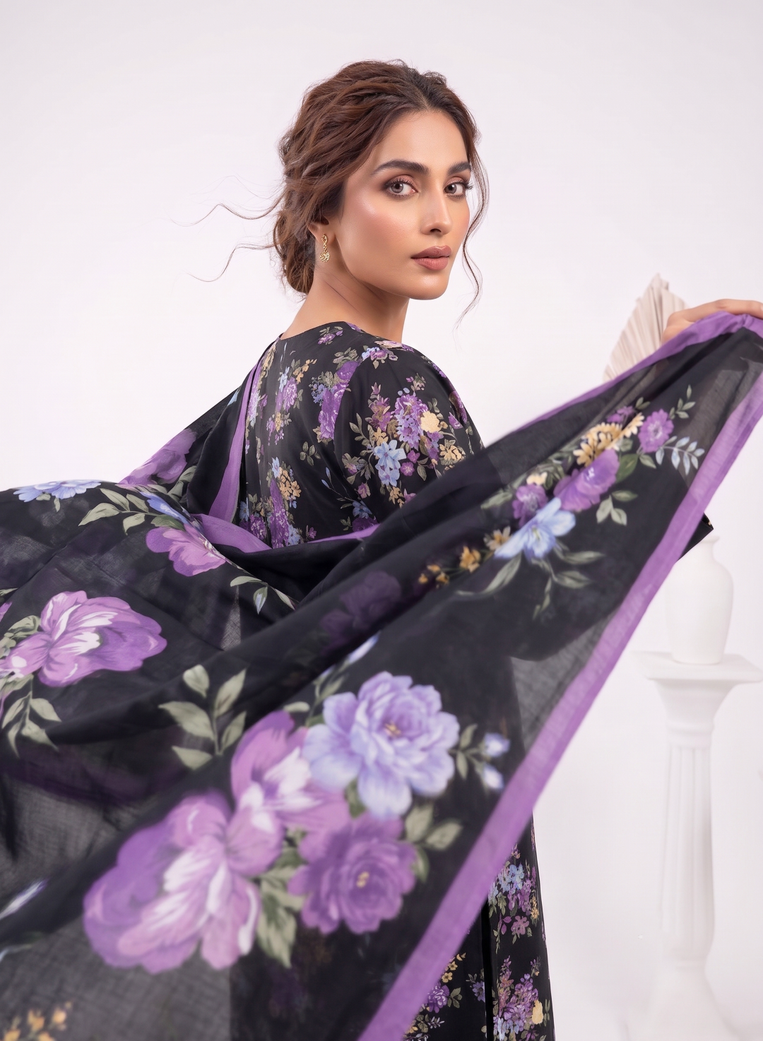 3 Pcs Lawn Unstitched Suit 28