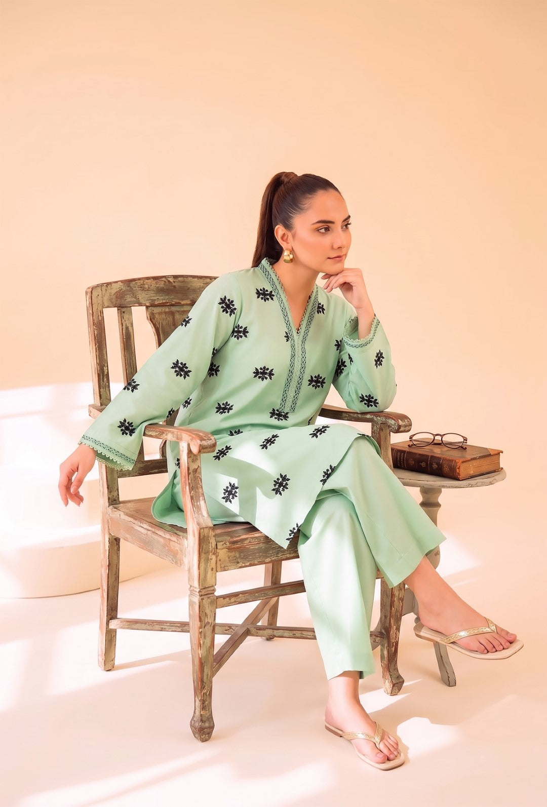 2 PIECE PREMIUM PURE LAWN EMBROIDERED UNSTITCHED SUIT 602