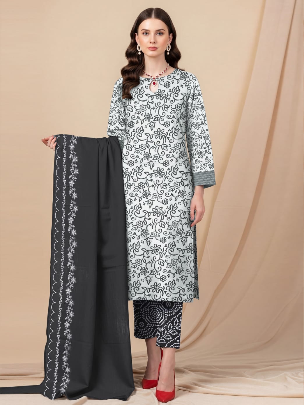 3 Pcs Lawn Unstitched Suit 533