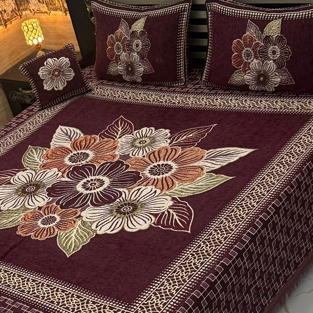 Jacquard Velvet 4-Piece Fancy Bedsheet Set 39