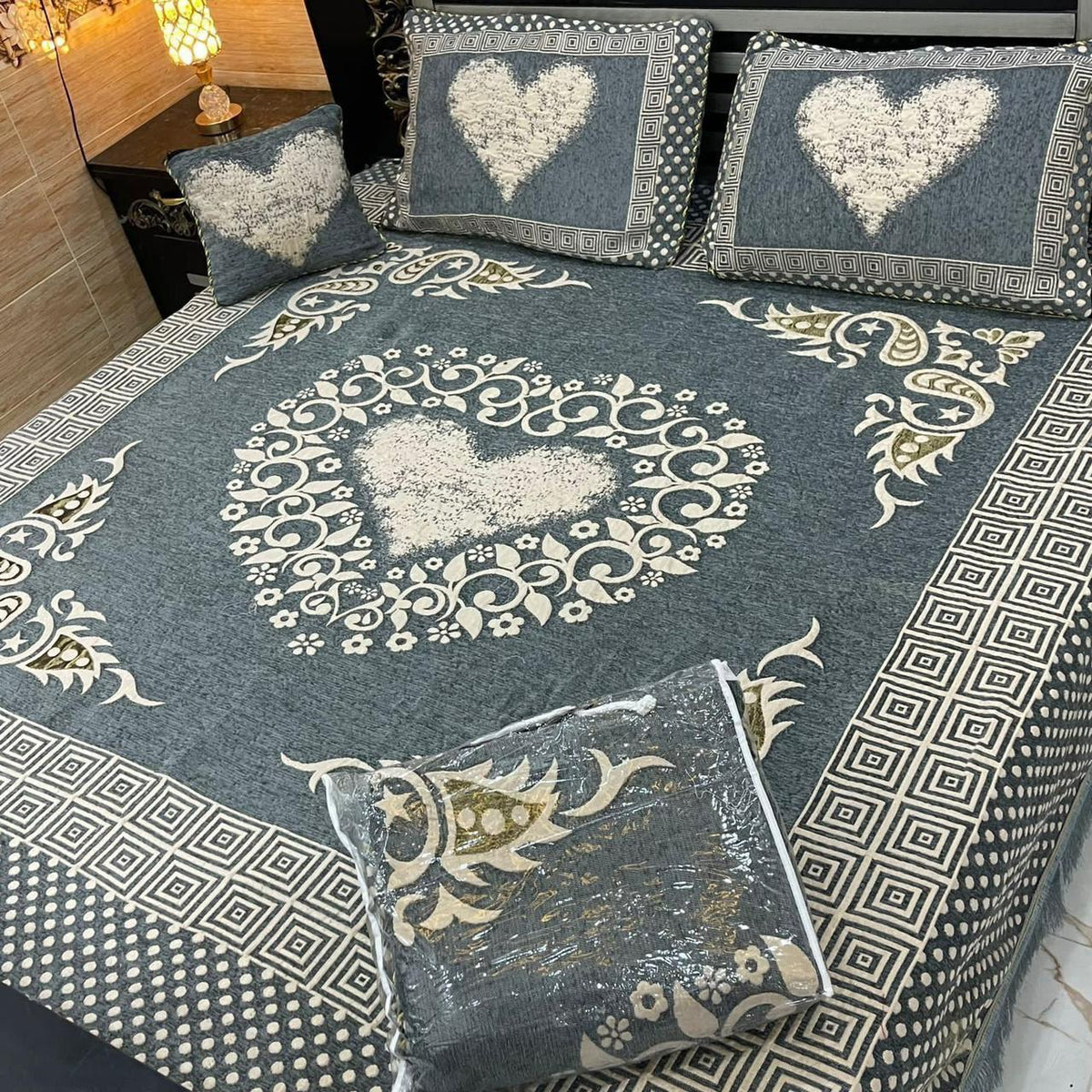 Jacquard Velvet 4-Piece Fancy Bedsheet Set 03