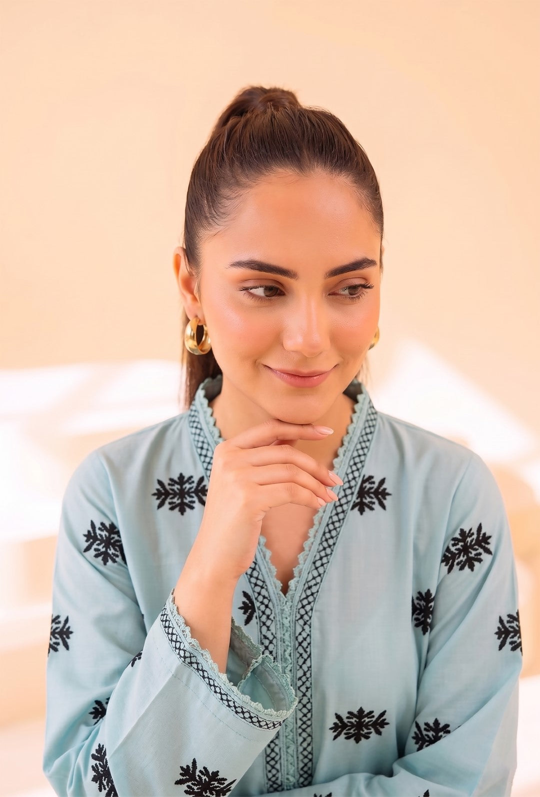 2 PIECE PREMIUM PURE LAWN EMBROIDERED UNSTITCHED SUIT 604