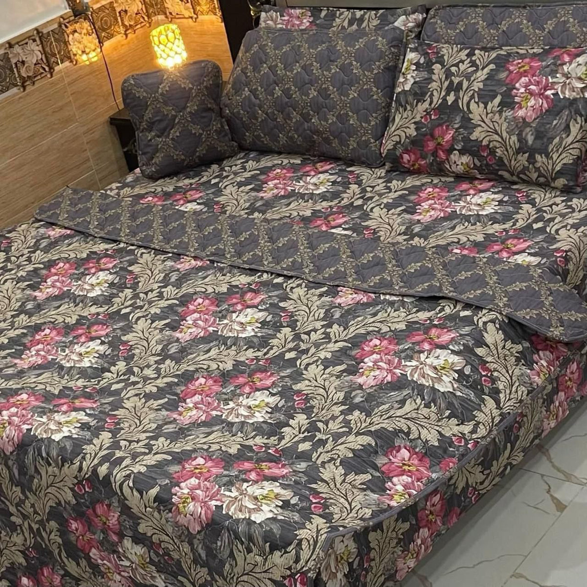 7 Pcs Quilted Comforter Set CC  205